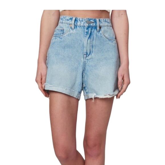 Blank NYC The Perry Mom Shorts Cuffed Minimal Distressing Light Wash Size 27 - Picture 1 of 11